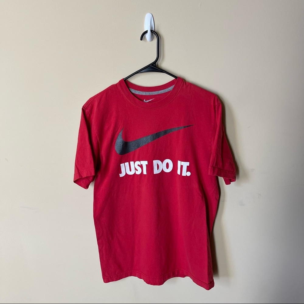 Nike Short Sleeve Shirt